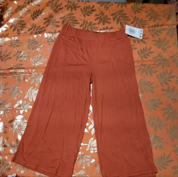Full Circle Trends Fall Rust Orange Super Soft Cropped Lounge Size Medium - Picture 5 of 10